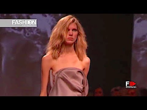 VALENTINO Spring Summer 2010 Paris - Fashion Channel