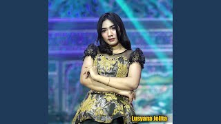 Download lagu Cinta Hitam mp3 Download lagu Cinta Hitam mp3