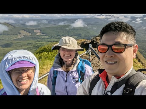 Hike Up Saddle Mountain
