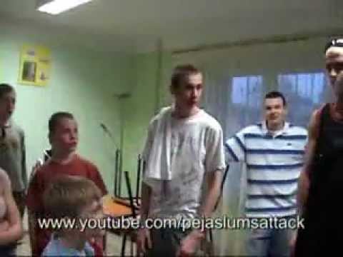 Peja i ekipa z wizytą w Domu Dziecka w Ostrołęce 04.04.09