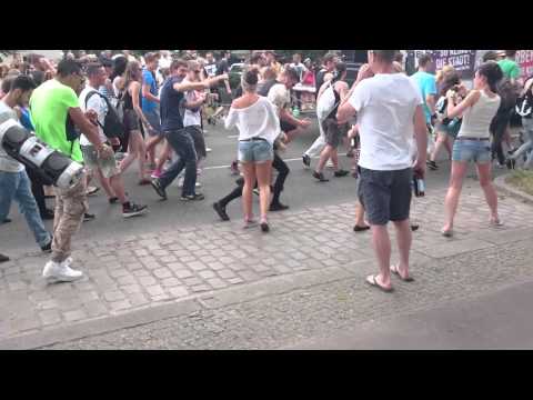 Techno Opa - Techno Gramp freaking out