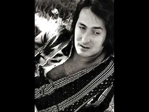 Homenaje a NINO BRAVO por Julio Iglesias - Una leyenda (en vivo)