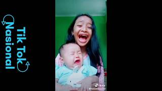 Download lagu Tik Tok 야야야 Lucu nih AWAS KAGET YA #NGAKAK mp3 Download lagu Tik Tok 야야야 Lucu nih AWAS KAGET YA #NGAKAK mp3