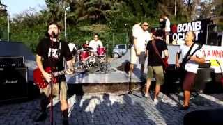 4 a While - Linoleum