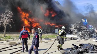 Manisa'yı Siyah Dumanla Kaplayan Yangının İlk Görüntüleri!