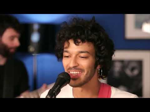 Adam Naas - Hood (reprise)