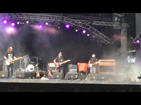 Fast Eddie Nelson "Firewood" live Festa do Avante (04.09.2016)