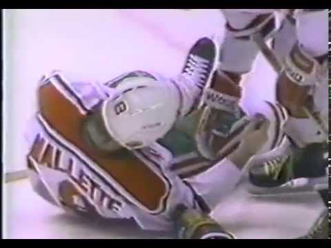 Brad May KO's Troy Mallette