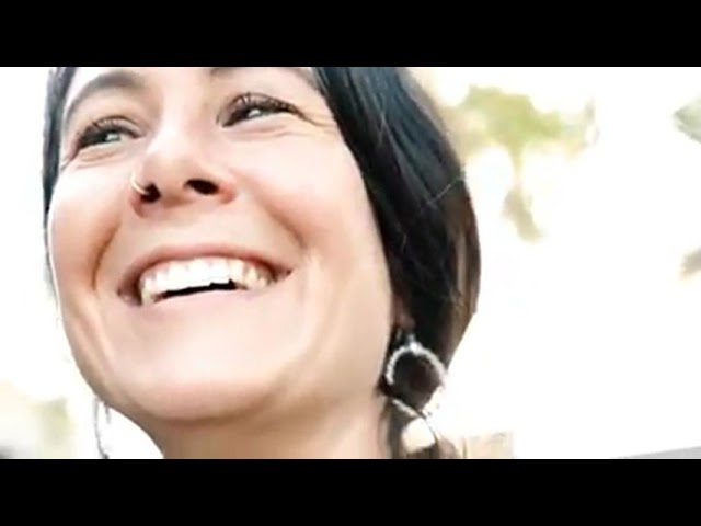 Vídeo relacionado con Alex and Ani Be The Light Bangle Bracelet Shiny Rose Gold One Size