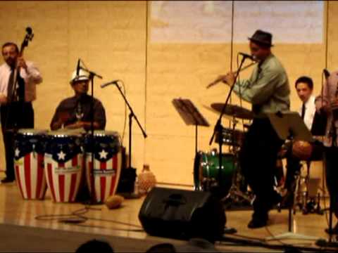 download lagu mp3 mp4 Croma Santos, download lagu Croma Santos gratis, unduh video klip Croma Santos