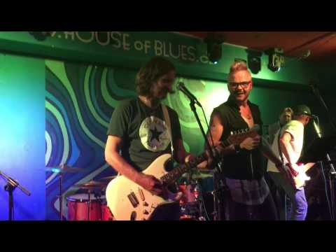 Burma Jones s novým zpěvákem Jaro Smejkalem - Samba v kapkách deště