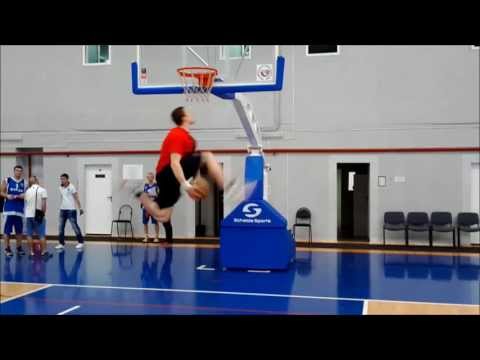 My friend . 6'2" NOZA is SICK Dunker . Standing BTL and More