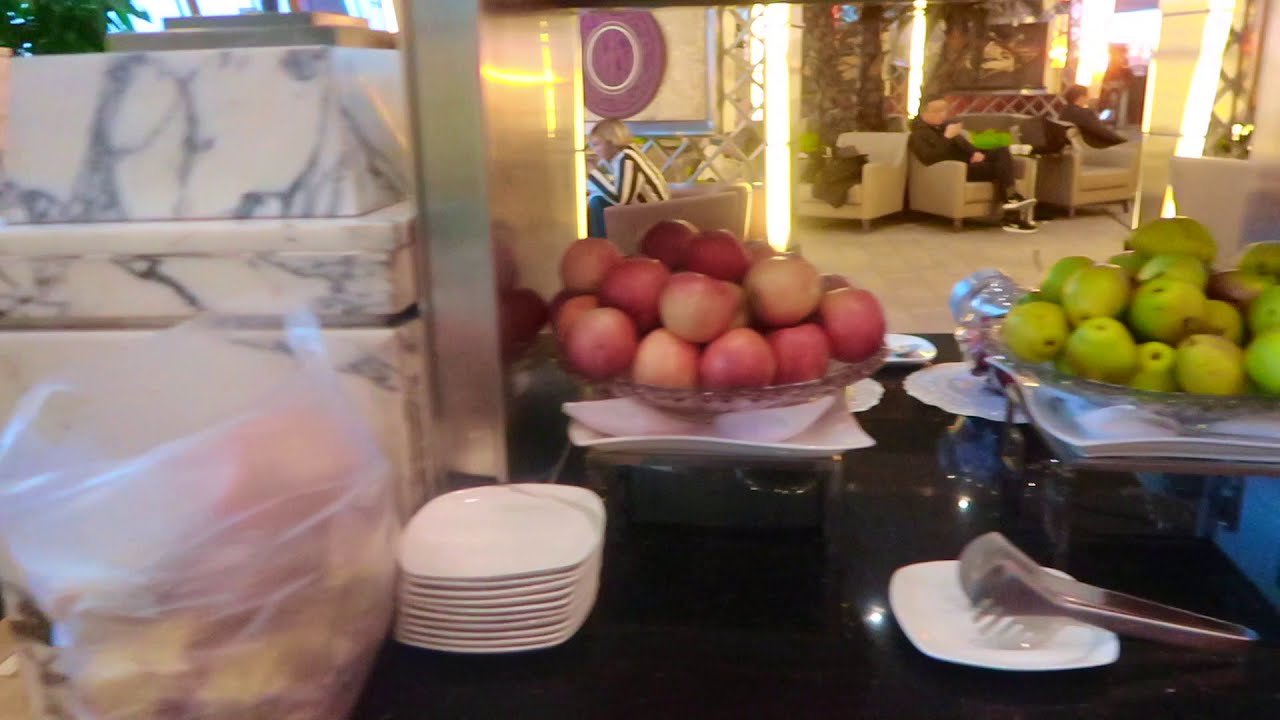 Air China Domestic First & Business Class Lounge