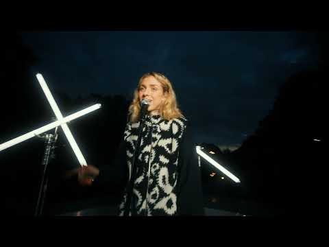 jolle - schwarzes wasser (piano version)