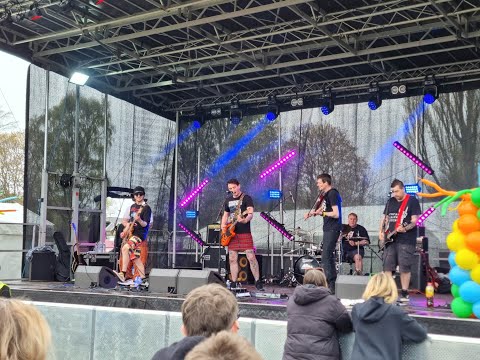 The Fragz - Nebraska (Live At MacMoray Festival, Elgin) - 30/4/23