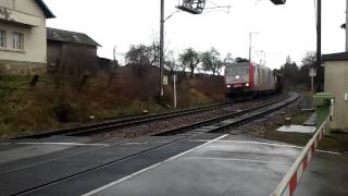 preview picture of video 'CFL Cargo 4017 with short cargo train'