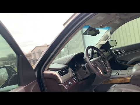 480965- 2016 GMC Yukon Denali (interior)