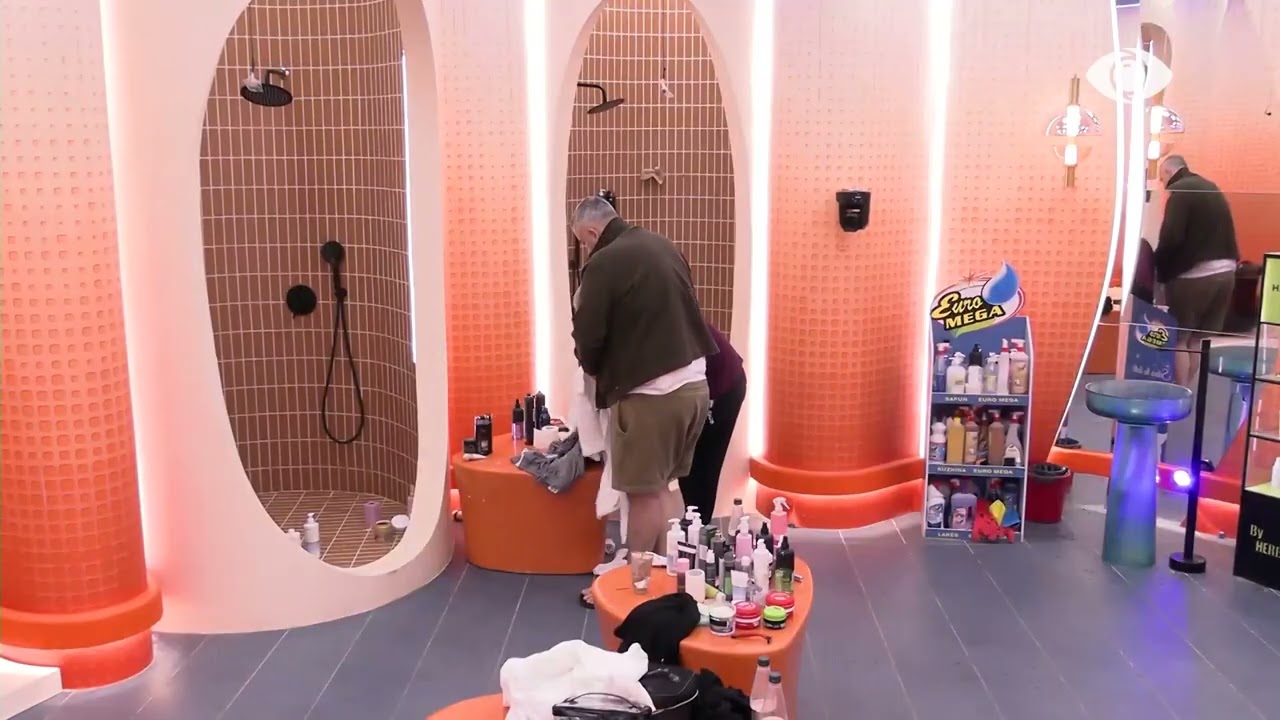 Frikacak…/ Debat mes Rogertit dhe Artanit: Ty dhe Selinit u kam…