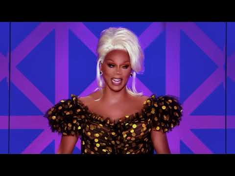 RuPaul LIVING for Krystal Versace for 3 minutes straight