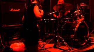 Ex Hex - Beast (live in Athens)