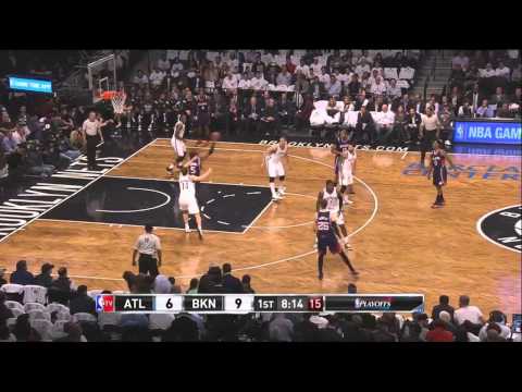 Atlanta deception gets DeMarre Caroll a layup