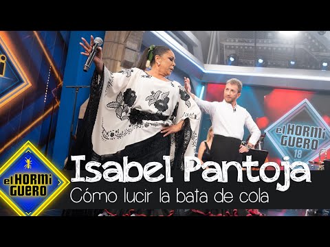 Isabel Pantoja enseña cómo lucir la bata de cola a Pablo Motos - El Hormiguero