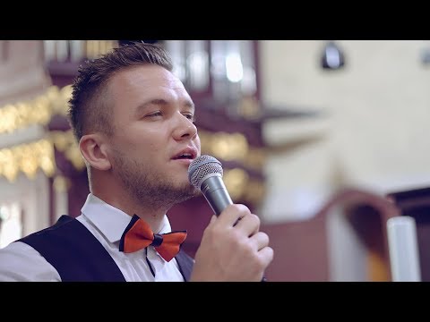 Luka Basi - Iznenađenje na vjenčanju u crkvi