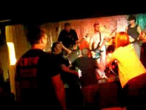 Kut-pile - doing a cover of Pantera - Mouth For War