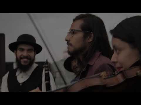 Colectivo Klezmorino - Lomir Ale