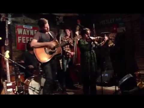 Melody Allegra sings 'I love you a thousand ways' with the Dive Bar Dukes