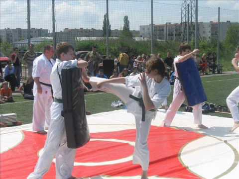 Karate Kyokushin Konin - Pokaz w Koninie - SLIDESHOW - 22-05-2010