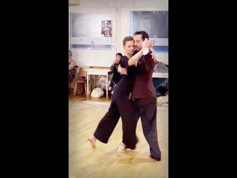 Tango show 2/4 - Fanny Quemeneur Fabien Pavelet - Cuando Florezcan los Rosales - Sexteto Cristal