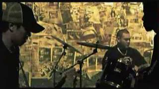 Download lagu Disagree Suicide Note mp3 Download lagu Disagree Suicide Note mp3