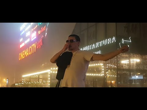 gigi - "Papuci de Casă" (Parodie cu talent | abi - Papuci Gucci)