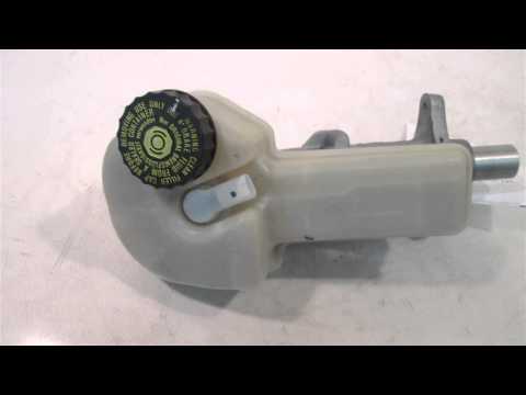 2007 Mercedes R350 Brake master cylinder 251TYPE - mbiparts.com Used OEM Mercedes Parts - Dis... OEM