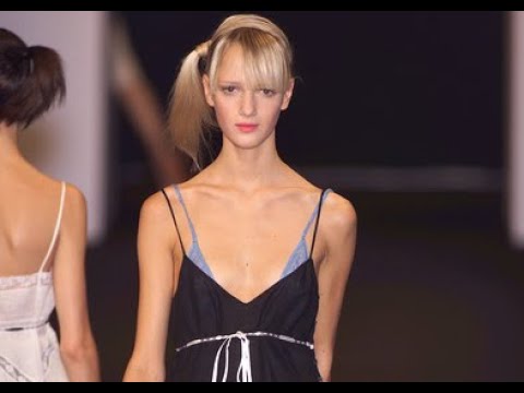 A.A.  MILANO Spring 2001 Milan - Fashion Channel
