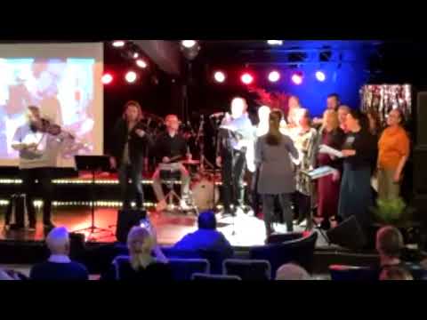 Kom lustigt mina bröder - Live Magasinet