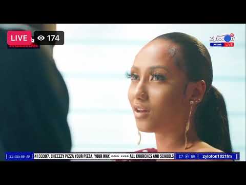 Mona 4Reall performed Baby ft Shatta Wale for the first time on Zylofon Fm ( dancing moves 🔥)