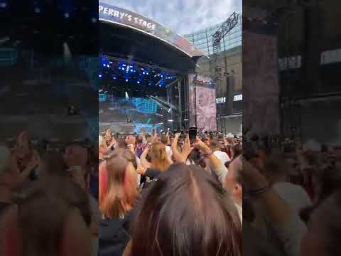 Imanbek @ Lollapalooza 2022 (LIVE) -  #lollapalooza #imanbek