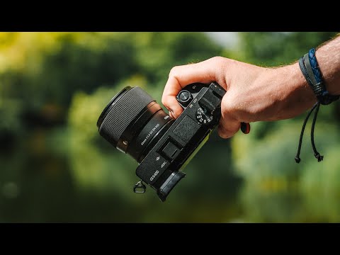 SIGMA 56mm F1.4 | THE BEST Prime Lens for Sony A6400, A6000, A6700 and APS-C in 2026? 