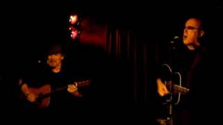 Tom Russell - Who&#39;s Gonna Build Your Wall? - Live Luminaire London UK 2010