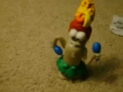 McDonald's Cat Scratch Toy #5 - Dancing Waffle