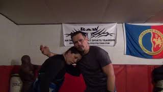 Single-Underhook Clinch Control