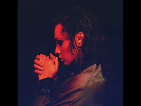 AlbWho feat. IRAIDA – Labirint