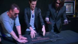 CNN: Jane&#39;s Addiction inducted into RockWalk