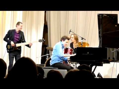 Концерт в Ижевске - Миша Пятигорский и трио «Paris Troyka»