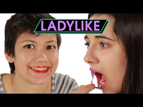 アメリカ人女性が韓国メイクに挑戦 - Ladylike (American Women Try Korean Makeup  • Ladylike)
