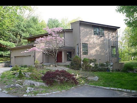 Property for sale - 25 Dogwood Lane, Briarcliff Manor, NY 10510