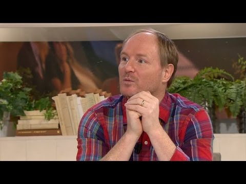 Folkkäre skådespelaren Morgan Alling om sin nya show om kärlek - Nyhetsmorgon (TV4)