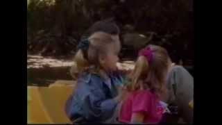 Mary-Kate and Ashley Olsen - celebrating holidays with their Dad